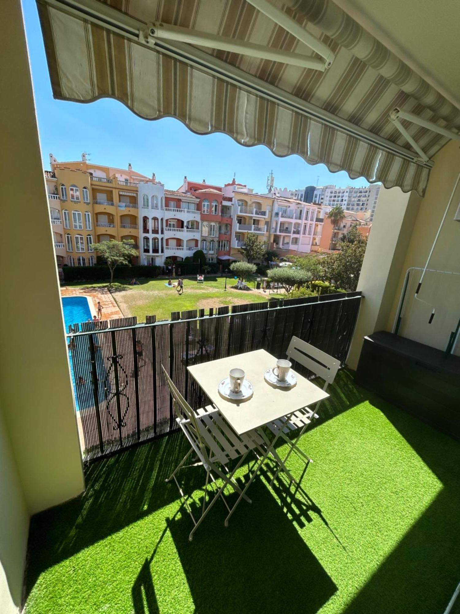 Appartement 1 Chambre Climatise Avec 3 Piscines A 200 M De La Plage Empuriabrava Εξωτερικό φωτογραφία